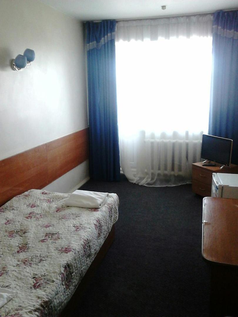 Hotel Turist Karagandy Exterior foto