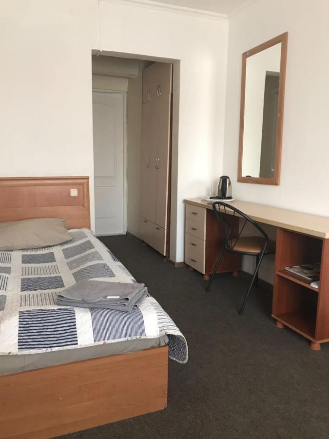 Hotel Turist Karagandy Zimmer foto